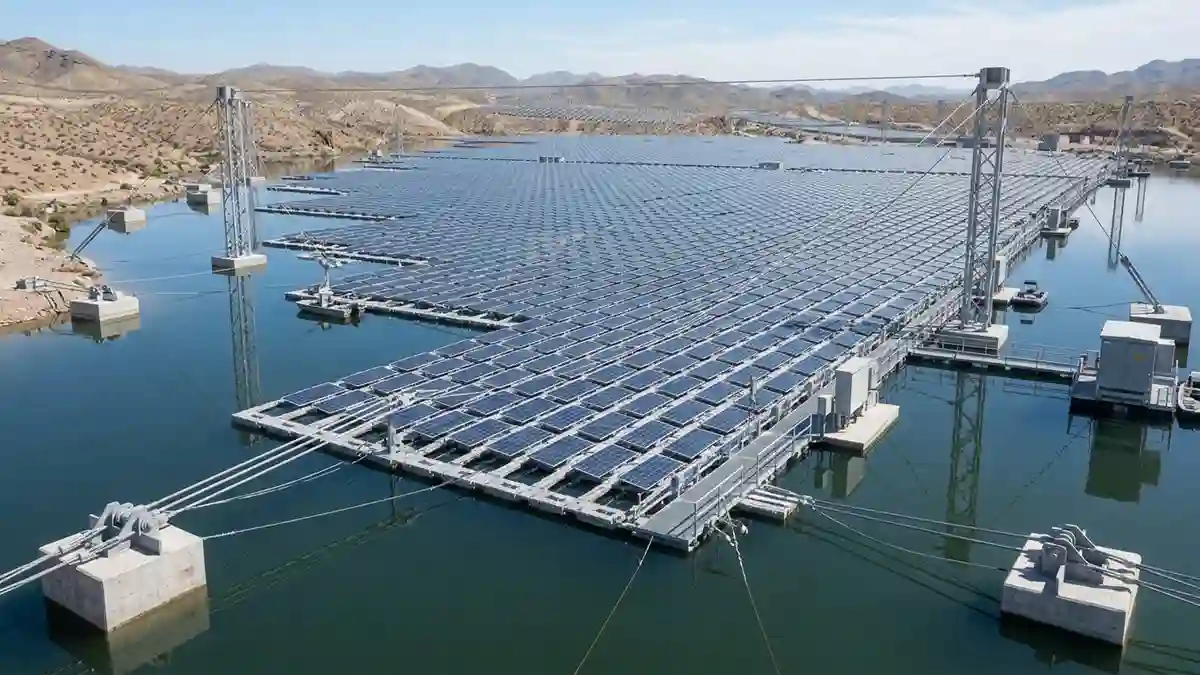 Floating solar mounting system installed on a reservoir for large scale solar power generation